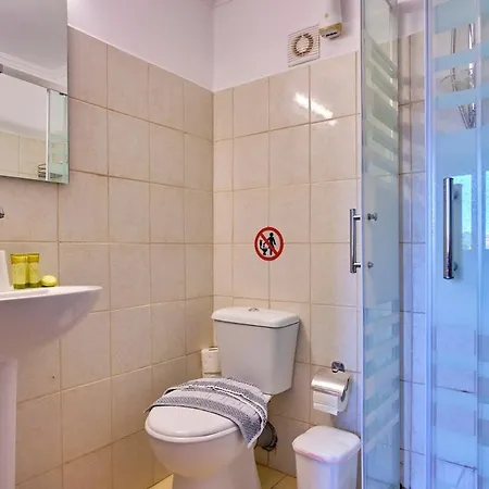 Amarilda Apartment *