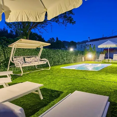 Apartment Amarilda *